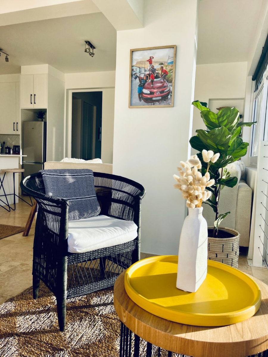 To Let 3 Bedroom Property for Rent in Sea Point Western Cape